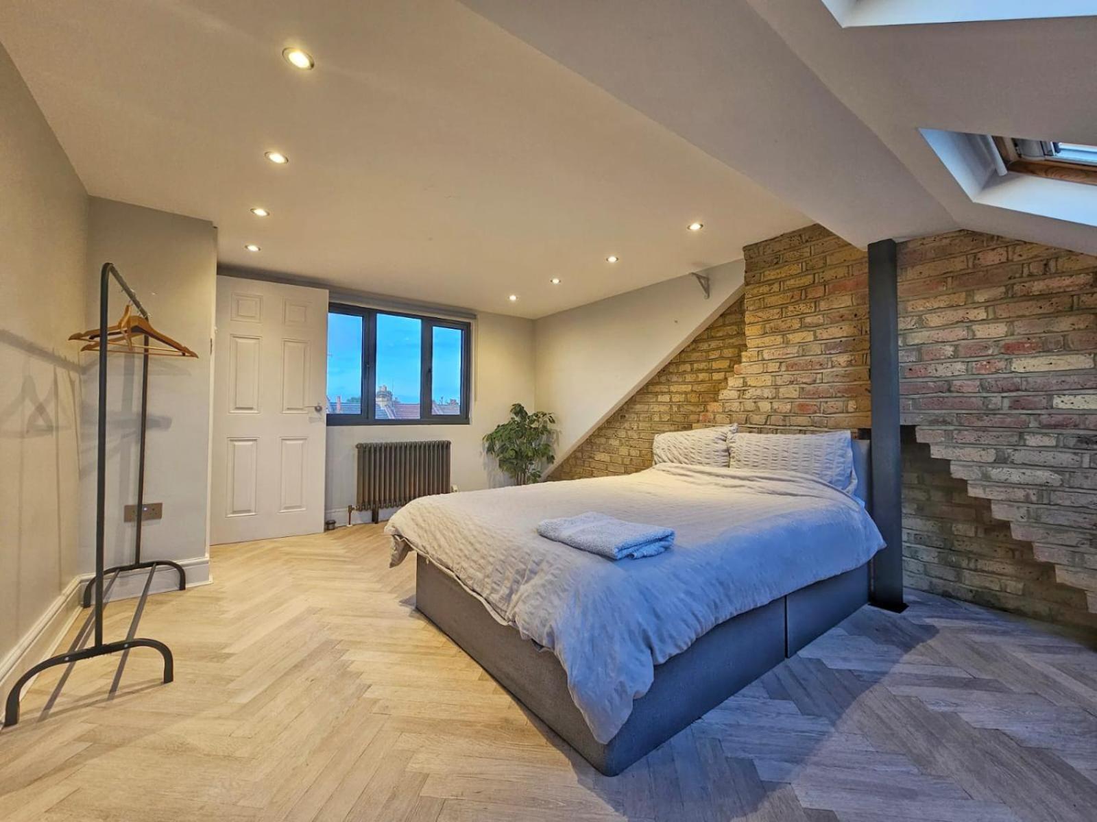 Contemporary 3 Bed House With Spacious Garden Close To Stratford & Canary Wharf London Exterior photo